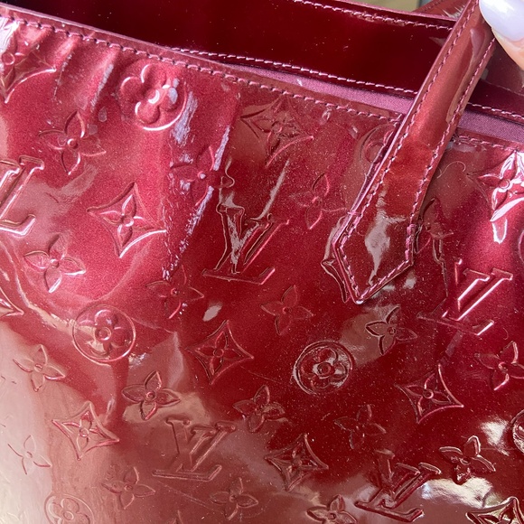 LOUIS VUITTON Wilshire GM Monogram Vernis Tote Bag Burgundy - Picture 5 of 12
